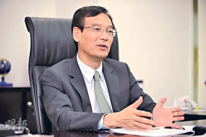 謝偉銓認為,港府應在加重額印、收緊公司名義買家的按揭方面着手,以遏抑市場上的「非剛性需求」。(葉家豪攝) 謝偉銓認為,港府應在加重額印、收緊公司名義買家的按揭方面着手,以遏抑市場上的「非剛性需求」。(葉家豪攝)
