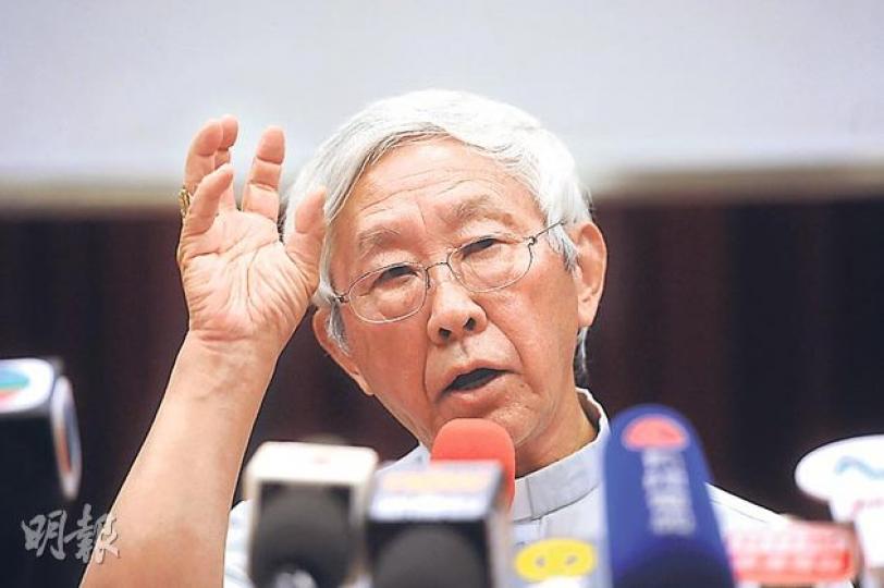 陳日君樞機出席國教研討會時指出，極權主義的形成是國民教育所致，他們都是被「洗腦」了，呼籲港人要全力爭取撤回，保護下一代。 （尹錦恩攝）