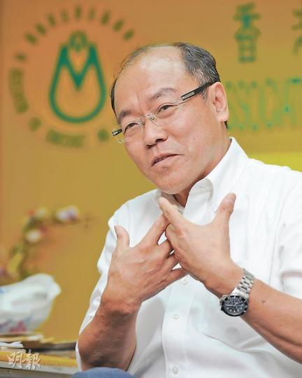 力保民協關鍵一席的馮檢基表示，自己愈來愈精神，暫未萌退意，認為新人要上位，應積極開拓其他地區。（葉家豪攝）