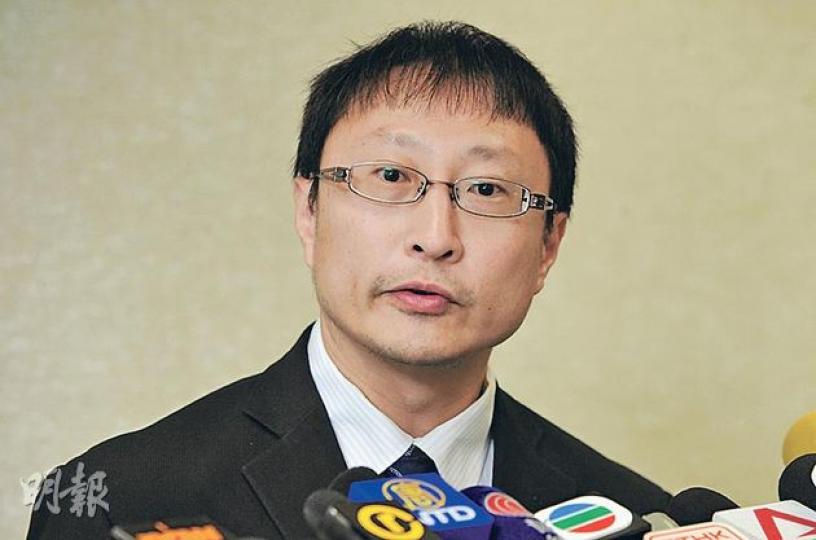 衛生防護中心總監曾浩輝表示,目前證實新發現冠狀病毒與SARS不同,雖然目前仍未掌握新病毒資料,但當局計劃將病毒納入法定須呈報的傳染病。(鄧宗弘攝) 衛生防護中心總監曾浩輝表示,目前證實新發現冠狀病毒與SARS不同,雖然目前仍未掌握新病毒資料,但當局計劃將病毒納入法定須呈報的傳染病。(鄧宗弘攝)