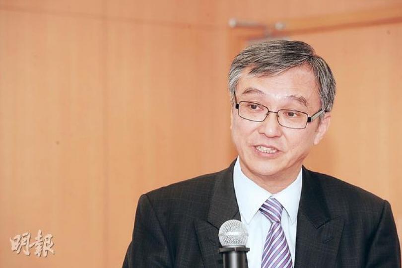 財務匯報局行政總裁甘博文指出,現時調查後會把個案轉交會計師公會決定是否處分。(葉思雅攝) 財務匯報局行政總裁甘博文指出,現時調查後會把個案轉交會計師公會決定是否處分。(葉思雅攝)