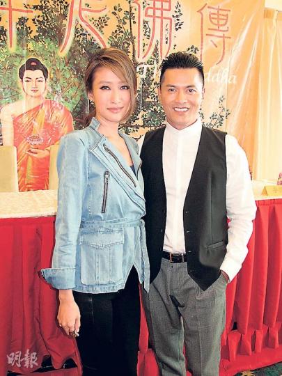 呂良偉與謝婷婷演出《釋迦牟尼佛傳》感到光榮。(攝影/記者:柯美) 呂良偉與謝婷婷演出《釋迦牟尼佛傳》感到光榮。(攝影/記者:柯美)