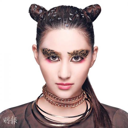 化身豹女的何超蓮,義不容辭答應參與是次慈善企劃活動。(攝影/記者:葉靜文)戴妮廷赤裸演出以白老虎造型示人,故要清場拍攝。(攝影/記者:葉靜文) 化身豹女的何超蓮,義不容辭答應參與是次慈善企劃活動。(攝影/記者:葉靜文)戴妮廷赤裸演出以白老虎造型示人,故要清場拍攝。(攝影/記者:葉靜文)