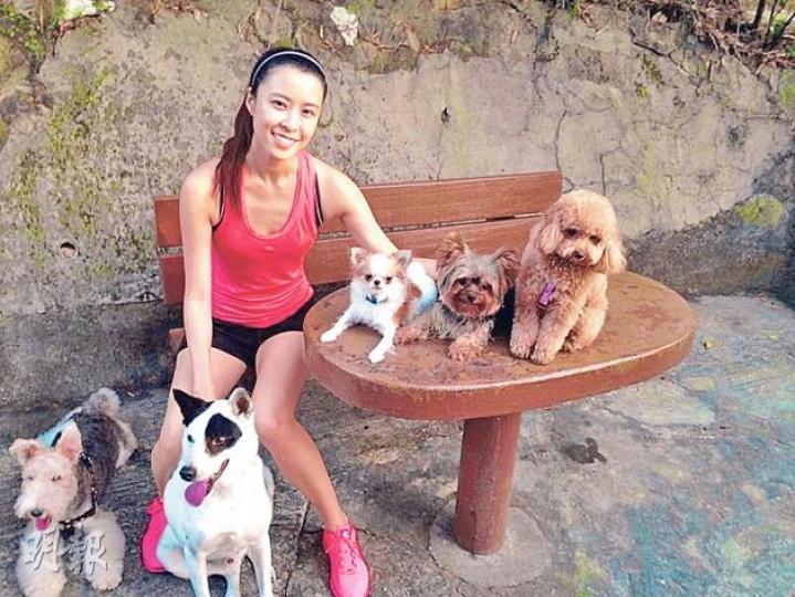 陳逸璇與愛犬一起跑步練氣,希望以最佳狀態現身音樂會。(攝影/記者:葉靜文) 陳逸璇與愛犬一起跑步練氣,希望以最佳狀態現身音樂會。(攝影/記者:葉靜文)