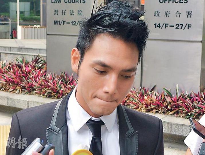 顧志雅無案底,其律師求情指他有份供養兩名同父異母妹妹的生活,法官卻揶揄他只顧享樂。(何偉畧攝) 顧志雅無案底,其律師求情指他有份供養兩名同父異母妹妹的生活,法官卻揶揄他只顧享樂。(何偉畧攝)