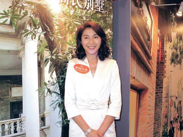 王愛倫戥老友朱玲玲娶新抱開心。(攝影/記者:柯美)曹敏莉笑言囡囡很黐身,但她有女萬事足。(攝影/記者:柯美) 王愛倫戥老友朱玲玲娶新抱開心。(攝影/記者:柯美)曹敏莉笑言囡囡很黐身,但她有女萬事足。(攝影/記者:柯美)
