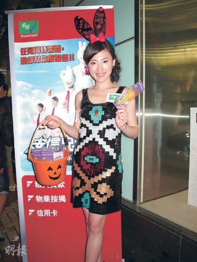 蔣家旻笑言不介意與羅天宇發展，但自問不是對方喜歡的類型。（攝影/記者﹕林蘊兒）高海寧形容自己拍無綫月曆擺出S形甫士非常誘人，不需要「執相」也夠靚。（攝影/記者﹕林蘊兒）