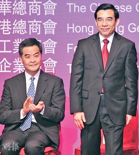 行政長官梁振英(左)及北京代市長王安順(右)昨日出席第16屆京港洽談會開幕禮。北京今年共安排了260多個投資項目來港招商,涉及金額達到7700多億元人民幣。(鄧宗弘攝) 行政長官梁振英(左)及北京代市長王安順(右)昨日出席第16屆京港洽談會開幕禮。北京今年共安排了260多個投資項目來港招商,涉及金額達到7700多億元人民幣。(鄧宗弘攝)