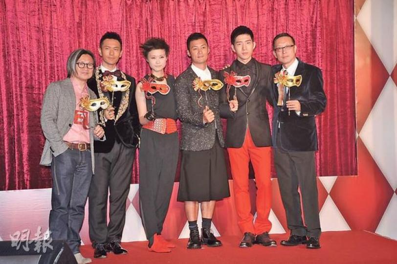 陳可辛(左起)、黃曉明、李宇春、余文樂、井柏然及劉偉強希望新片大收。(攝影/記者:陳釗) 陳可辛(左起)、黃曉明、李宇春、余文樂、井柏然及劉偉強希望新片大收。(攝影/記者:陳釗)