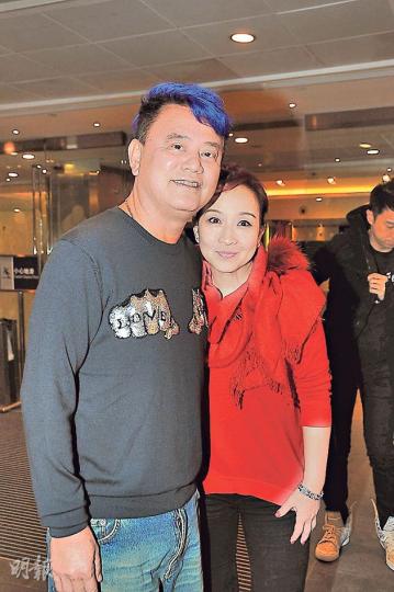 阿叻笑言黃杏秀送了個心給他。(攝影:鍾偉茵) 阿叻笑言黃杏秀送了個心給他。(攝影:鍾偉茵)