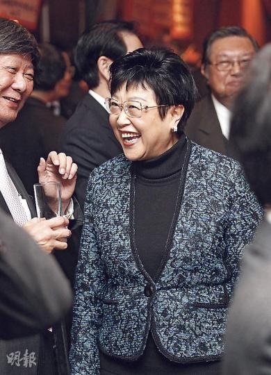 自由黨榮譽主席劉健儀在人大選舉中取得1042票僅僅入局,多名建制派均認為結果與自由黨過去立場有關。(郭慶輝攝) 自由黨榮譽主席劉健儀在人大選舉中取得1042票僅僅入局,多名建制派均認為結果與自由黨過去立場有關。(郭慶輝攝)