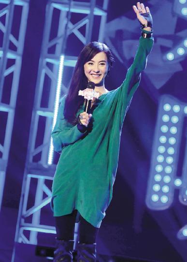 張栢芝希望生夠5個小朋友。(微博圖片) 張栢芝希望生夠5個小朋友。(微博圖片)