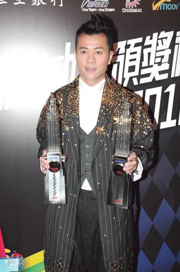梁漢文不想被誤會才發聲明。(攝影:鍾偉茵、孫華中)許志安強調與鄭秀文暫無婚期。(攝影:鍾偉茵、孫華中) 梁漢文不想被誤會才發聲明。(攝影:鍾偉茵、孫華中)許志安強調與鄭秀文暫無婚期。(攝影:鍾偉茵、孫華中)