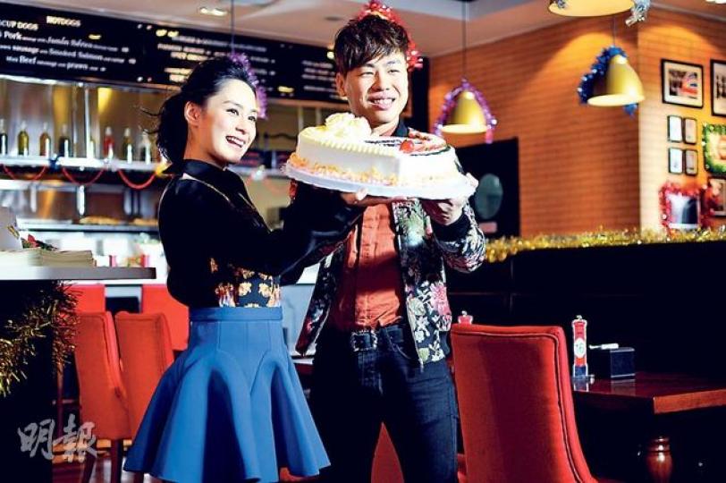 阿嬌（左）現正蜜運中，與胡彥斌（右）演起情侶相信會特別投入。（微博圖片）