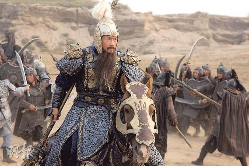 鄭少秋騎馬時威風凜凜,盡顯大俠風範。(攝影﹕娛樂組) 鄭少秋騎馬時威風凜凜,盡顯大俠風範。(攝影﹕娛樂組)