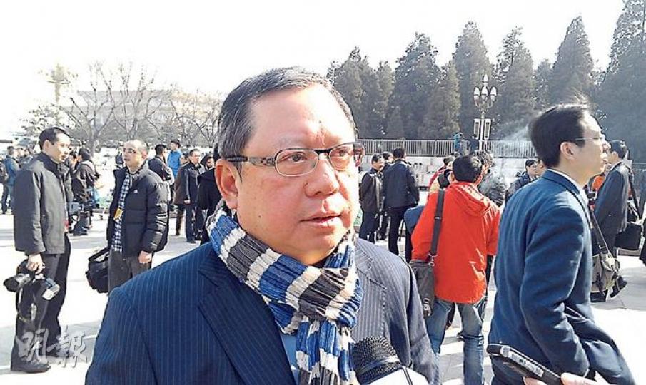 身兼政協委員的旅發局候任主席林建岳(前)表示,將在大會中提交議案,建議中央考慮在自由行上作更好安排。(黃振豪攝) 身兼政協委員的旅發局候任主席林建岳(前)表示,將在大會中提交議案,建議中央考慮在自由行上作更好安排。(黃振豪攝)