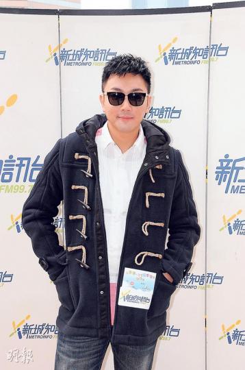 劉浩龍自爆心臟及血壓有問題,未知女友祖兒會否很心痛?(攝影/記者:林祖傑)王菀之恨拍《老表》續集及電影版。(攝影/記者:林祖傑) 劉浩龍自爆心臟及血壓有問題,未知女友祖兒會否很心痛?(攝影/記者:林祖傑)王菀之恨拍《老表》續集及電影版。(攝影/記者:林祖傑)