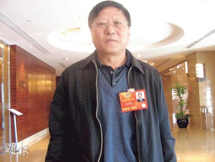 國家體育總局副局長段世杰認為,中國奧運金牌運動員訪港,能增強本港年輕人對國家的認同感。(明報記者攝)
國家體育總局副局長段世杰認為,中國奧運金牌運動員訪港,能增強本港年輕人對國家的認同感。(明報記者攝)