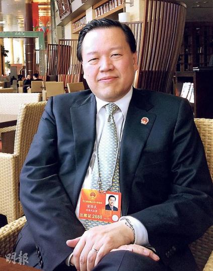 雷添良話今年宴請幾乎絕迹,佢話係好事。(黃振豪攝) 雷添良話今年宴請幾乎絕迹,佢話係好事。(黃振豪攝)
