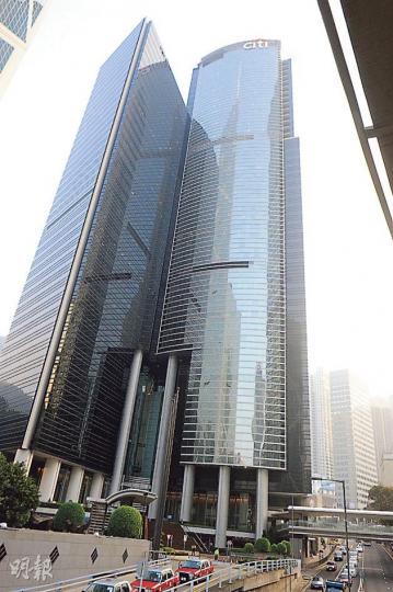 產業署標售中環花旗銀行大廈低層逾6萬方呎樓面,市場料物業市值約16.58億元,為近年產業署最大型商廈標售項目。(劉焌陶攝)是次招標的樓面原作立法會秘書處辦公室用途,目前辦公室已遷往立法會綜合大樓,料物業易手後將可釋出供市場租用。(劉焌陶攝) 產業署標售中環花旗銀行大廈低層逾6萬方呎樓面,市場料物業市值約16.58億元,為近年產業署最大型商廈標售項目。(劉焌陶攝)是次招標的樓面原作立法會秘書處辦公室用途,目前辦公室已遷往立法會綜合大樓,料物業易手後將可釋出供市場租用。(劉焌陶攝)