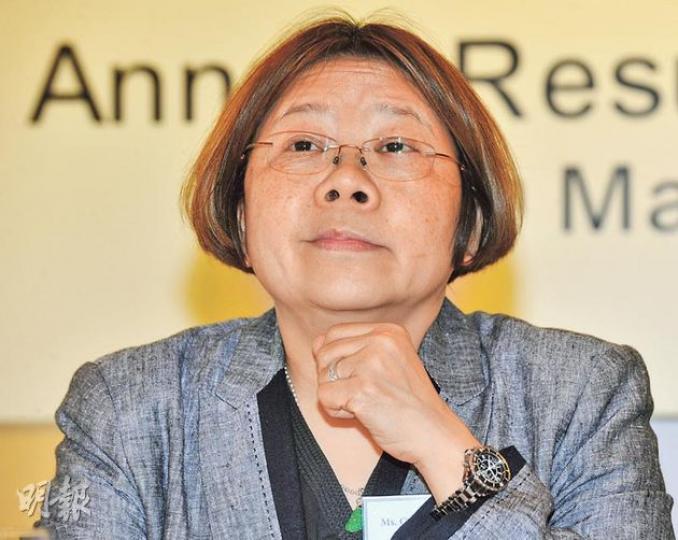 永旺全年派息勁減近六成,比純利跌幅還大,對此董事總經理陳佩雯表示,公司希望預留更多資金,確保遇有合適機會時得以開店擴張。(劉焌陶攝) 永旺全年派息勁減近六成,比純利跌幅還大,對此董事總經理陳佩雯表示,公司希望預留更多資金,確保遇有合適機會時得以開店擴張。(劉焌陶攝)