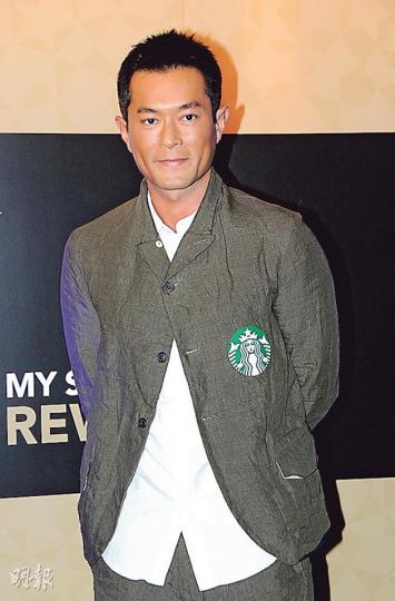 古仔早前出席內地活動被讚普通話進步，他前晚尷尬表示多謝。（攝影﹕鍾偉茵）吳雨霏自爆不時與男友余文樂互相買衫送給對方。（攝影﹕鍾偉茵）