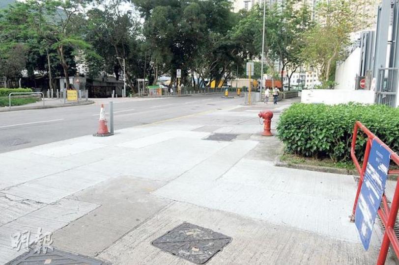 事發的大埔南坑村村口對開汀麗路並無單車徑，徐婦月初途經路口時被單車撞倒，送院搶救數小時後證實不治。（衛永康攝）意外身亡的婦人徐慧儀（80歲）本月3日於大埔汀麗路被單車撞倒，因後腦大量出血，終告返魂乏術。（衛永康攝）