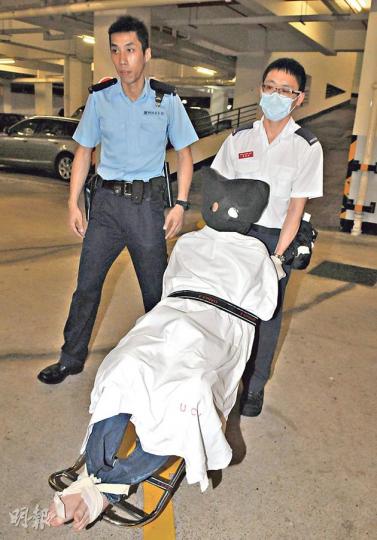 以胡椒噴霧協助制服挾持者的衝鋒隊警署警長陳健榮（圖），事後婉拒受訪，據悉他曾於99年參與石湖墟衝突清場，制服以石油氣罐當燃燒彈的村民。（蔡方山攝）
