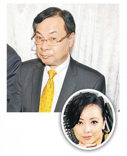 助理總經理區偉林澄清沒有封殺鄧萃雯,只希望爭拗平息。(攝影:孫華中)黎耀祥撐鄧萃雯是講出自己的觀感。(攝影:孫華中) 助理總經理區偉林澄清沒有封殺鄧萃雯,只希望爭拗平息。(攝影:孫華中)黎耀祥撐鄧萃雯是講出自己的觀感。(攝影:孫華中)