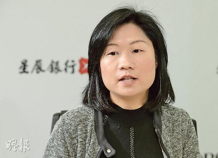 陳偉思表示,香港客戶將資金移至內地銀行而博取高息的情况有減慢迹象,主因是內地利息下調。(陳淑安攝) 陳偉思表示,香港客戶將資金移至內地銀行而博取高息的情况有減慢迹象,主因是內地利息下調。(陳淑安攝)