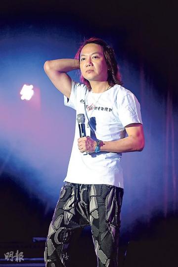 吳國敬表示張衛健母親逐漸痊癒。(攝影/記者:陳釗) 吳國敬表示張衛健母親逐漸痊癒。(攝影/記者:陳釗)