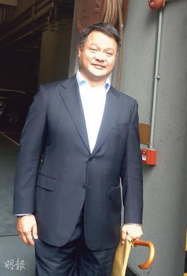 怡中航空服務(中國)有限公司行政總裁林以樂(圖),昨被裁定不小心駕駛等3罪不成立,他離開法庭時一臉輕鬆,並與律師團隊道別。(何海棠攝) 怡中航空服務(中國)有限公司行政總裁林以樂(圖),昨被裁定不小心駕駛等3罪不成立,他離開法庭時一臉輕鬆,並與律師團隊道別。(何海棠攝)