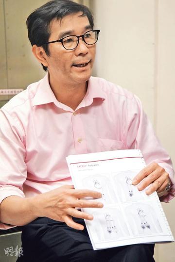 瑪麗醫院早前發生換錯心事故，負責手術的心胸外科主管區永谷醫生昨日透露，該女病人出院後康復情况理想，更可每日外出，但短期內仍需每兩周覆診一次。（林俊源攝）