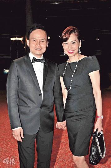 鄺美雲將推出第二張佛曲,未知林達民會認購多少張支持女友?(攝影﹕娛樂組) 鄺美雲將推出第二張佛曲,未知林達民會認購多少張支持女友?(攝影﹕娛樂組)