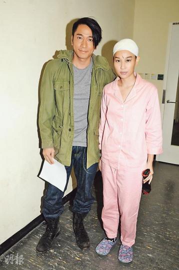 左起﹕吳卓羲、徐子珊(攝影﹕娛樂組)滕麗名(攝影﹕娛樂組)羅蘭(攝影﹕娛樂組)雪妮(攝影﹕娛樂組) 左起﹕吳卓羲、徐子珊(攝影﹕娛樂組)滕麗名(攝影﹕娛樂組)羅蘭(攝影﹕娛樂組)雪妮(攝影﹕娛樂組)