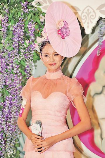 張梓琳婚後沒有被老公要求減少工作。(攝影:梁迺楠) 張梓琳婚後沒有被老公要求減少工作。(攝影:梁迺楠)