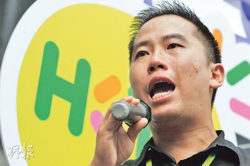 有港視員工雖然被裁,但仍感激港視給他們做夢的機會,港視職工會主席楊志豪(圖)當場感觸落淚。(李澤彤攝) 有港視員工雖然被裁,但仍感激港視給他們做夢的機會,港視職工會主席楊志豪(圖)當場感觸落淚。(李澤彤攝)