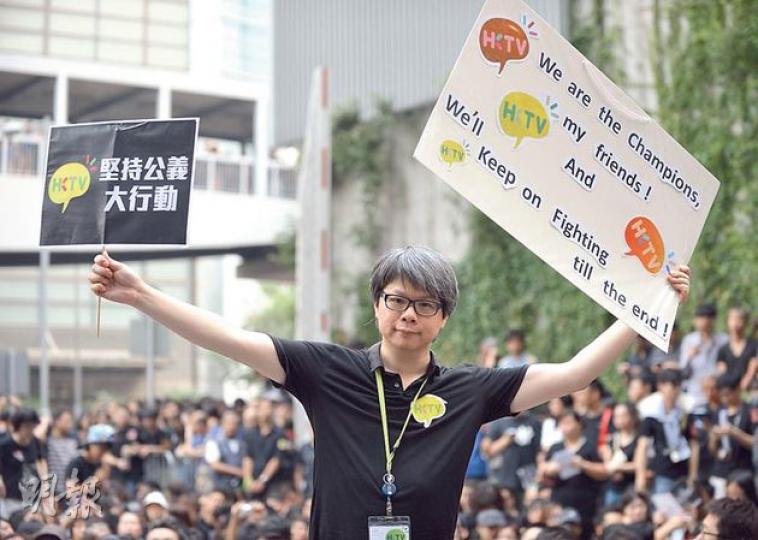 無綫前編審、香港電視創作總監朱鏡祺說﹕「如果今次革命不成功,TVB繼續無競爭,香港電視業今日不死,遲早都死。」(盧翊銘攝) 無綫前編審、香港電視創作總監朱鏡祺說﹕「如果今次革命不成功,TVB繼續無競爭,香港電視業今日不死,遲早都死。」(盧翊銘攝)