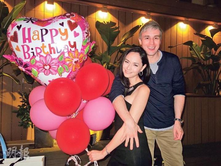 今年是Ana R.最後一個單身生日,故與未婚夫Brad好好慶祝。(攝影:孫華中) 今年是Ana R.最後一個單身生日,故與未婚夫Brad好好慶祝。(攝影:孫華中)