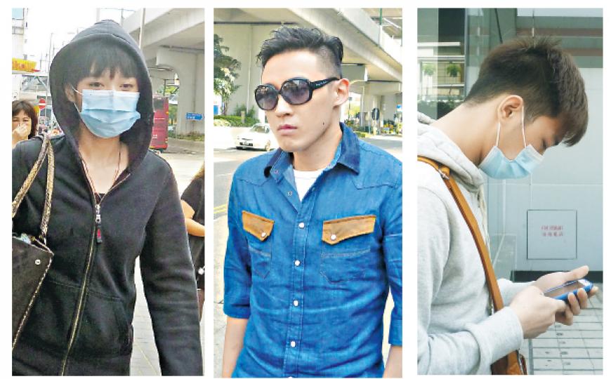 被告江嘉敏（左起）、楊翹宇、葉偉傑，被控於去年11月16日在順天邨天池樓11樓殘酷踢貓。（何海棠攝）