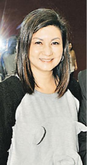 樂易玲指馬賽下周出席商場活動時,會交代自己的戀情。(攝影/記者﹕林祖傑)港姐冠軍陳凱琳(左二)、亞軍蔡思貝(右二)跟落選港姐劉溫馨(左一)、陳偉琪(右一)齊現身無綫新一期訓練班開學禮。(攝影/記者﹕林祖傑) 樂易玲指馬賽下周出席商場活動時,會交代自己的戀情。(攝影/記者﹕林祖傑)港姐冠軍陳凱琳(左二)、亞軍蔡思貝(右二)跟落選港姐劉溫馨(左一)、陳偉琪(右一)齊現身無綫新一期訓練班開學禮。(攝影/記者﹕林祖傑)