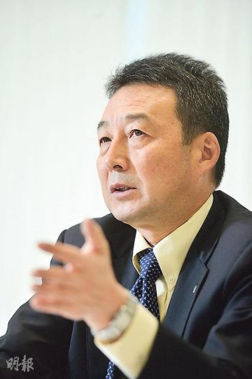 Toppan香港社長內田俊夫認為，現時有不少刊物是先以電子形式出現，之後再印刷成書，所以實體刊物始終有需求。（黃志東攝）