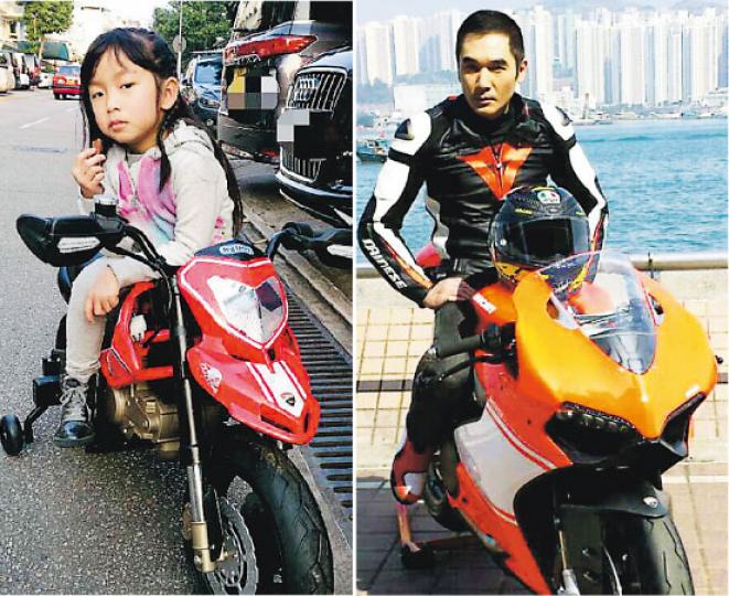 方中信(右圖)穿上全套賽車手服騎着烈火戰車型爆,女兒迦晴(左圖)也打扮成車手騎着玩具電單車,模特兒台型十足,果然有其父必有其女。(微博圖片)方中信年輕時並不喜歡小孩子,現在有了女兒迦晴,立即變成一個廿四孝好爸爸,有女萬事足。(微博圖片) 方中信(右圖)穿上全套賽車手服騎着烈火戰車型爆,女兒迦晴(左圖)也打扮成車手騎着玩具電單車,模特兒台型十足,果然有其父必有其女。(微博圖片)方中信年輕時並不喜歡小孩子,現在有了女兒迦晴,立即變成一個廿四孝好爸爸,有女萬事足。(微博圖片)