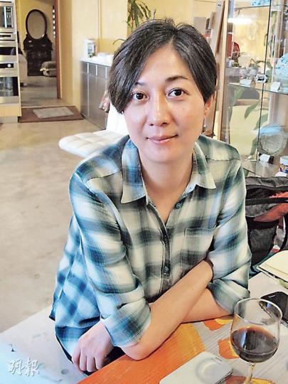 吳綺莉希望馬年行桃花運。(攝影/記者:唐嘉晞)大姐明跟吳綺莉女兒卓林(左)與姨甥孫(右)在團拜拍照留念。(攝影/記者:唐嘉晞) 吳綺莉希望馬年行桃花運。(攝影/記者:唐嘉晞)大姐明跟吳綺莉女兒卓林(左)與姨甥孫(右)在團拜拍照留念。(攝影/記者:唐嘉晞)
