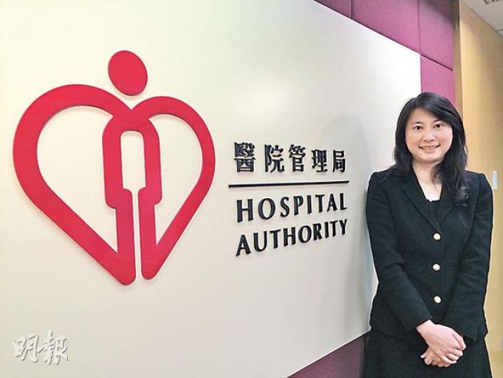 本身是微生物科醫生的醫管局總行政經理（病人安全及風險管理）林潔宜上任半年，她認為風險管理工作應盡量減少事故，而非事故發生後才補救，凡事探究讓她更了解前線運作，藉此作改善。（梁杏怡攝）