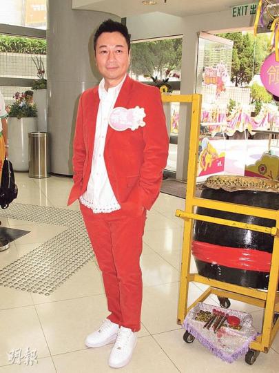 黎耀祥表示聞黃宗澤戀上楊崢都有點驚訝,但也戥他們開心。(攝影/記者﹕鍾一虹) 黎耀祥表示聞黃宗澤戀上楊崢都有點驚訝,但也戥他們開心。(攝影/記者﹕鍾一虹)
