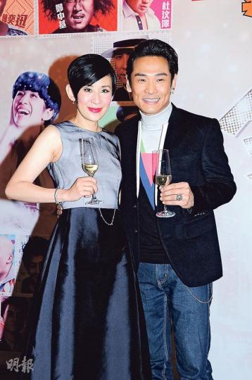 杜德偉笑言將來開演唱會,考慮預留好位置給舊愛吳君如。(攝影:鍾偉茵 梁迺楠)衛詩雅(左起)、王菀之、江美儀、吳君如、林二汶、林依錡、盧覓雪很開心《金雞sss》有好票房。(攝影:鍾偉茵 梁迺楠) 杜德偉笑言將來開演唱會,考慮預留好位置給舊愛吳君如。(攝影:鍾偉茵 梁迺楠)衛詩雅(左起)、王菀之、江美儀、吳君如、林二汶、林依錡、盧覓雪很開心《金雞sss》有好票房。(攝影:鍾偉茵 梁迺楠)
