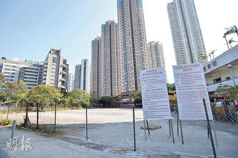 屯門震寰路良德街交界地皮日前以每呎2139元由南豐投得。(盧翊銘攝) 屯門震寰路良德街交界地皮日前以每呎2139元由南豐投得。(盧翊銘攝)