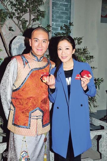 馬國明(左)與楊怡(右)再次合作,默契十足。(攝影/記者:陳釗)陳山聰於劇中飾馬國明的哥哥,對再次投入拍劇已習慣。(攝影/記者:陳釗) 馬國明(左)與楊怡(右)再次合作,默契十足。(攝影/記者:陳釗)陳山聰於劇中飾馬國明的哥哥,對再次投入拍劇已習慣。(攝影/記者:陳釗)