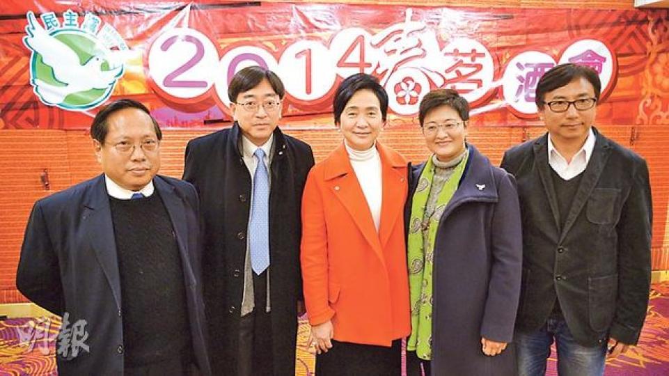 (葉家豪攝) 張文光一身「潮人look」赴會。(葉家豪攝) (葉家豪攝) 張文光一身「潮人look」赴會。(葉家豪攝)